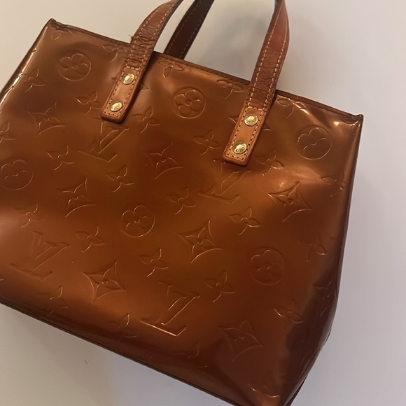 Louis Vutton LV Logo Patent Vernis Mini tote 10βx 7βx4β - Picture 3 of 15